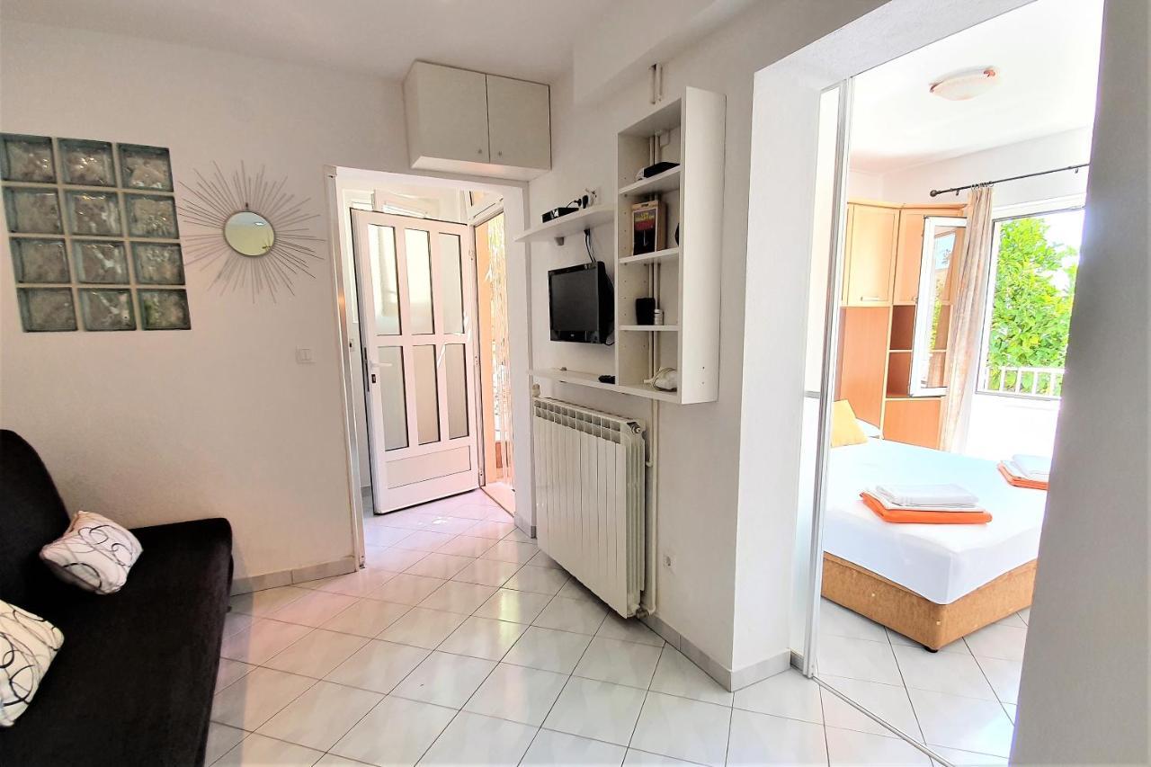 חוואר Apartments Roso - Zf Hvar מראה חיצוני תמונה