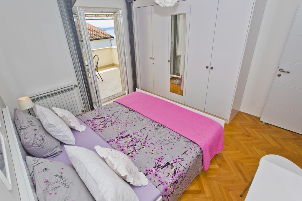 חוואר Apartments Roso - Zf Hvar מראה חיצוני תמונה