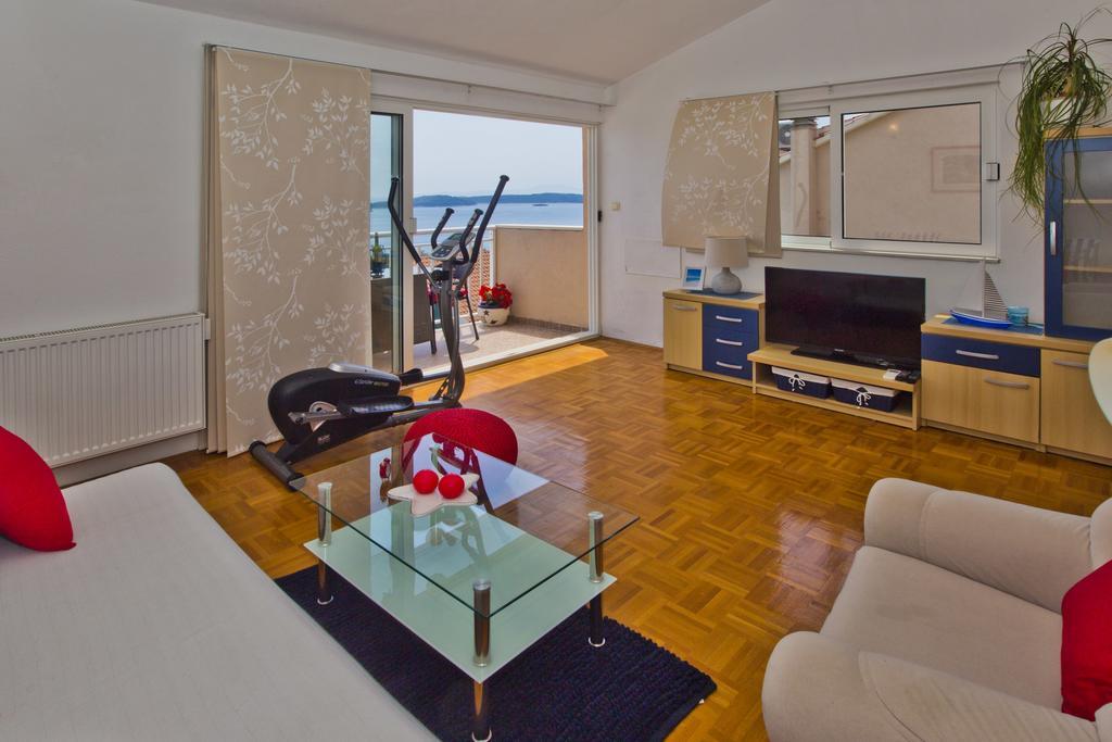 חוואר Apartments Roso - Zf Hvar מראה חיצוני תמונה