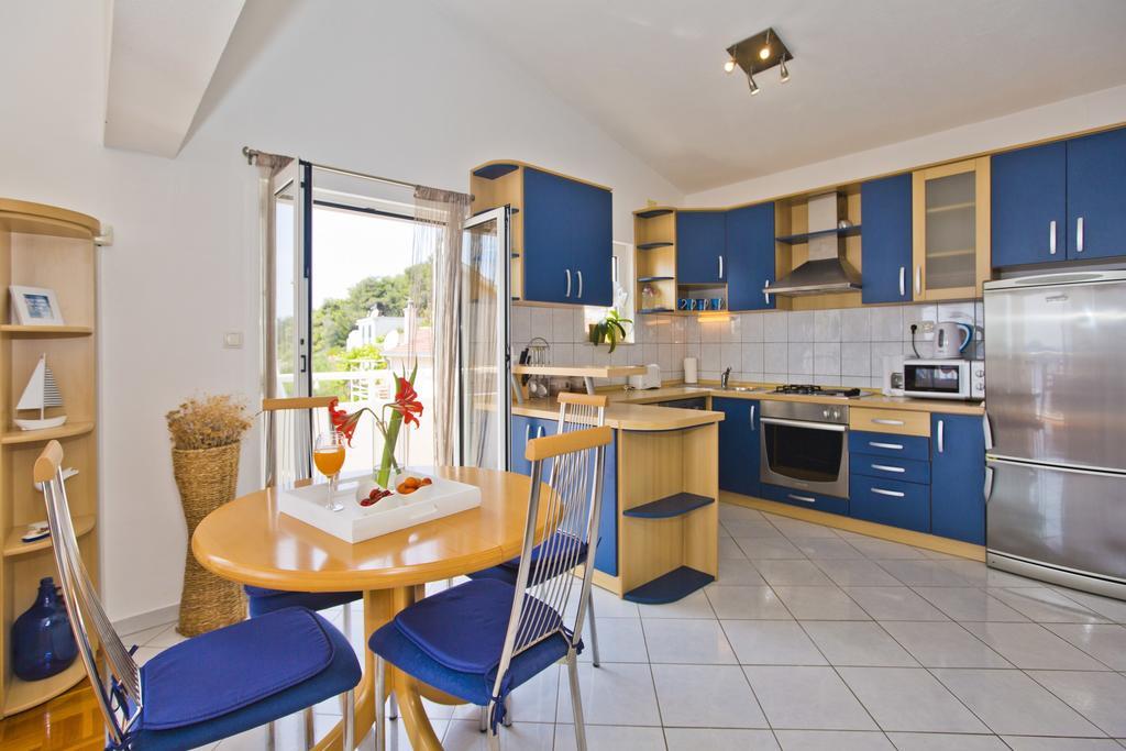חוואר Apartments Roso - Zf Hvar מראה חיצוני תמונה